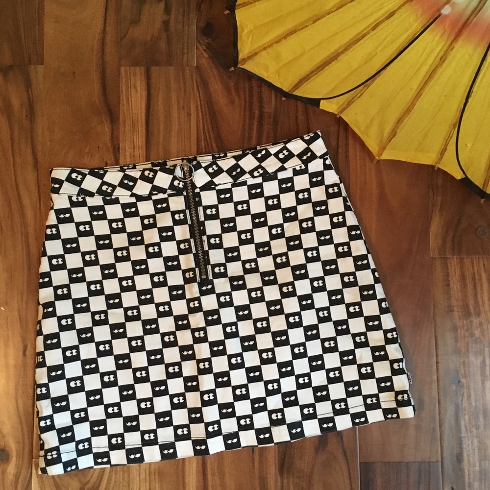 Vans skirt
